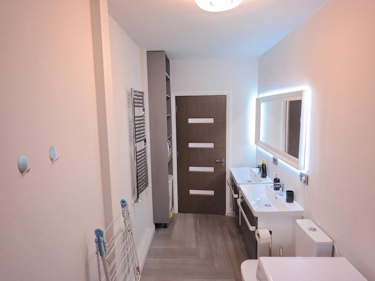 Villa Ase Premium House Suceava Exterior foto